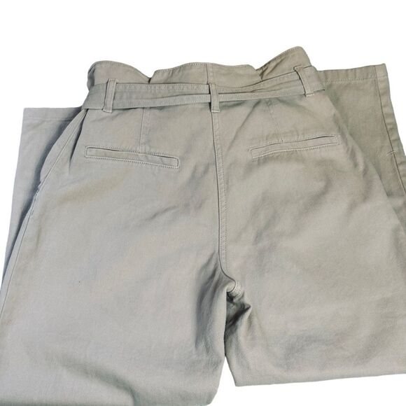 H&M. High-waisted Twill Paper-bag Khaki Pants. Size 6. - Picture 9 of 9